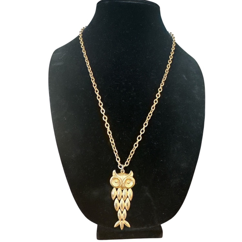 Vintage Avon Gold Tone Owl Pendant Necklace 1970s Boho Statement Jewelry